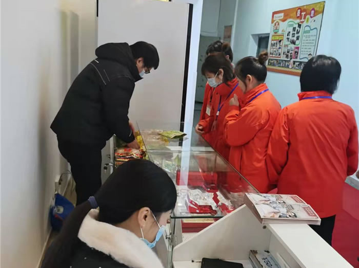 四川中青旅綿陽分社、綿陽市中旅假日旅行社、綿陽自來文化傳播有限公司24H自助售貨服務(wù)盛大開業(yè)